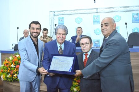 40 anos da Rádio Sucesso FM 101,7: Câmara Municipal reconhece trajetória pioneira da emissora